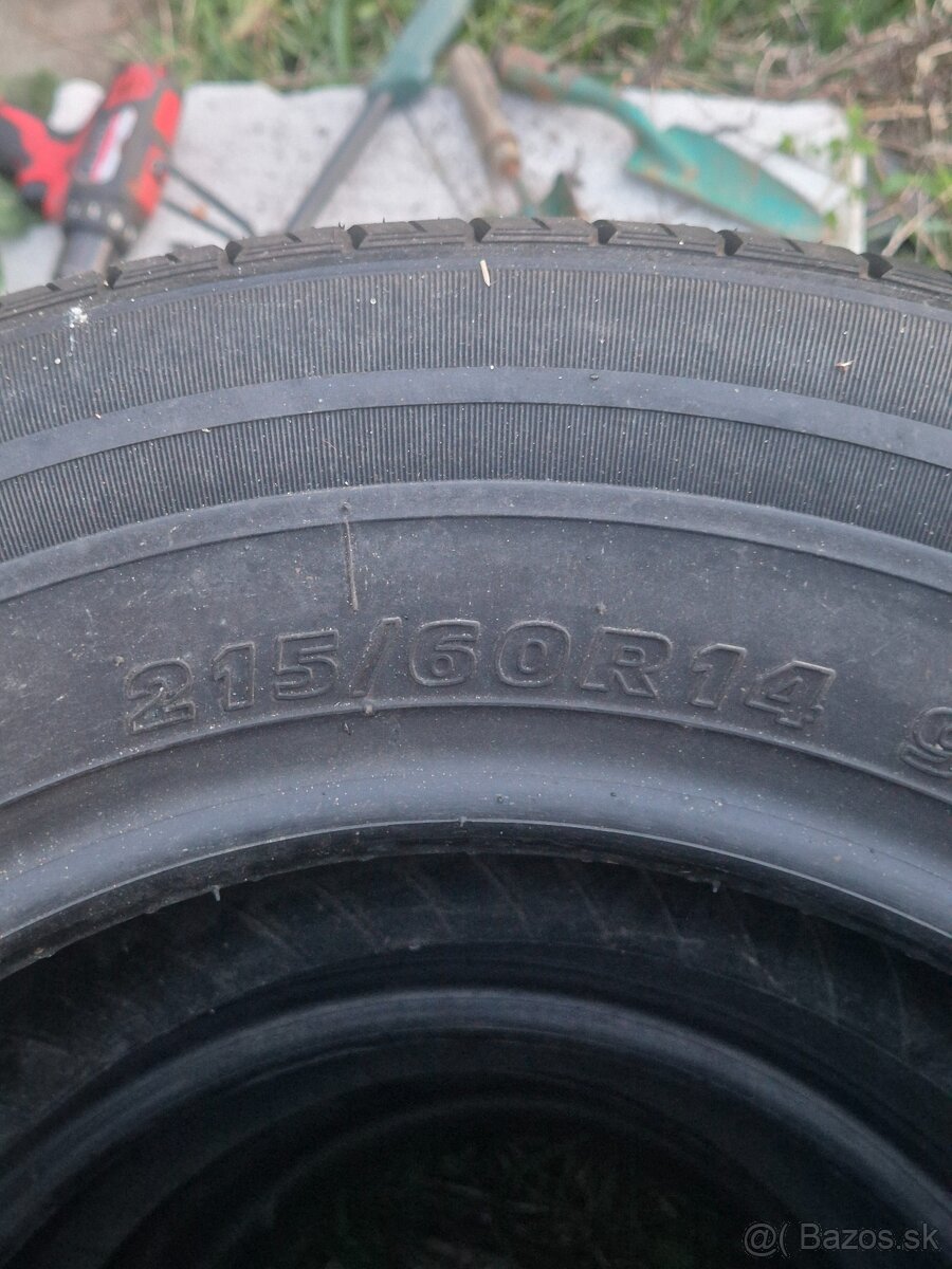 Predam gumy 215/60r14 M+S - 2