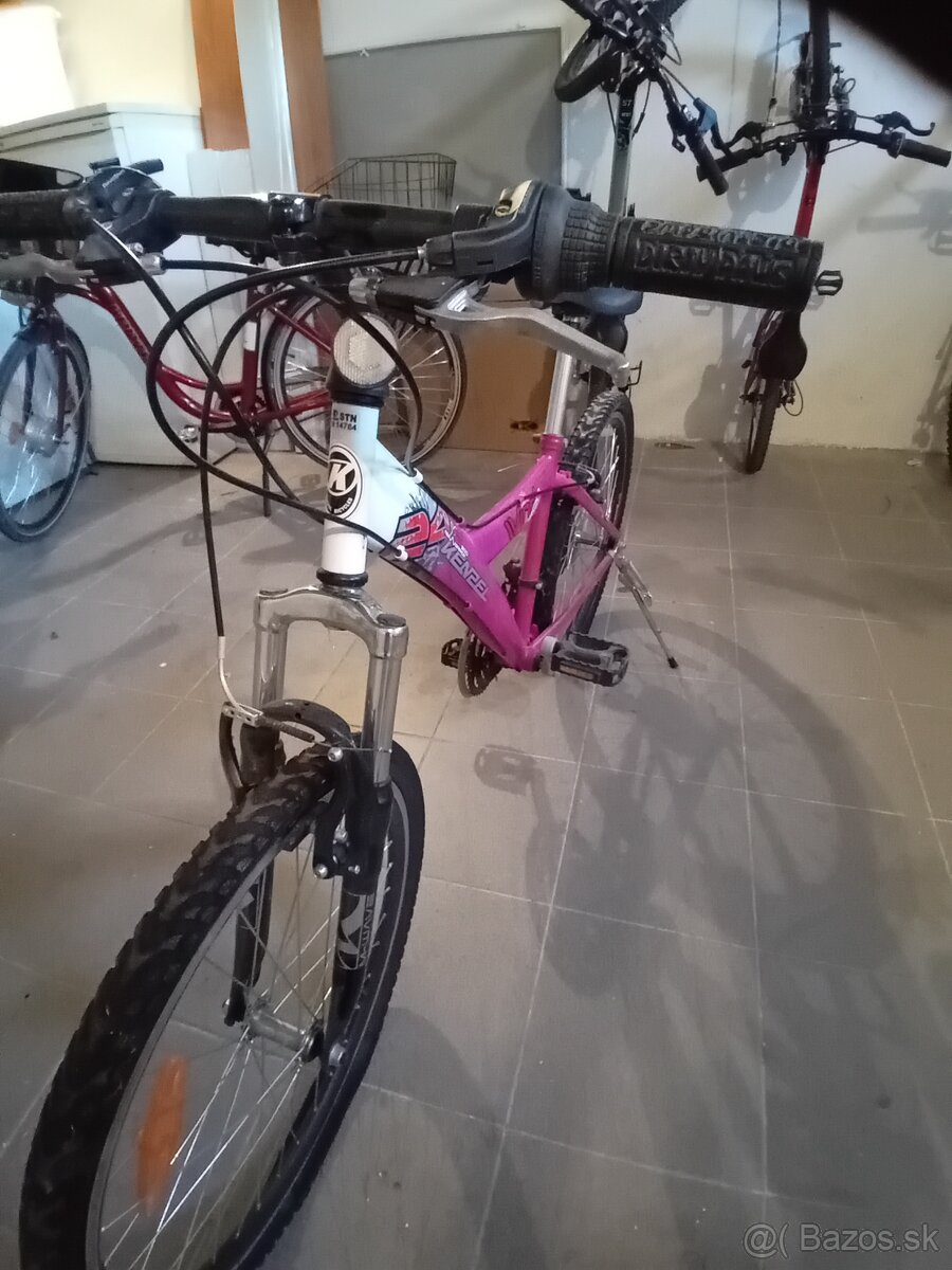 Dievčenský bicykel - 2
