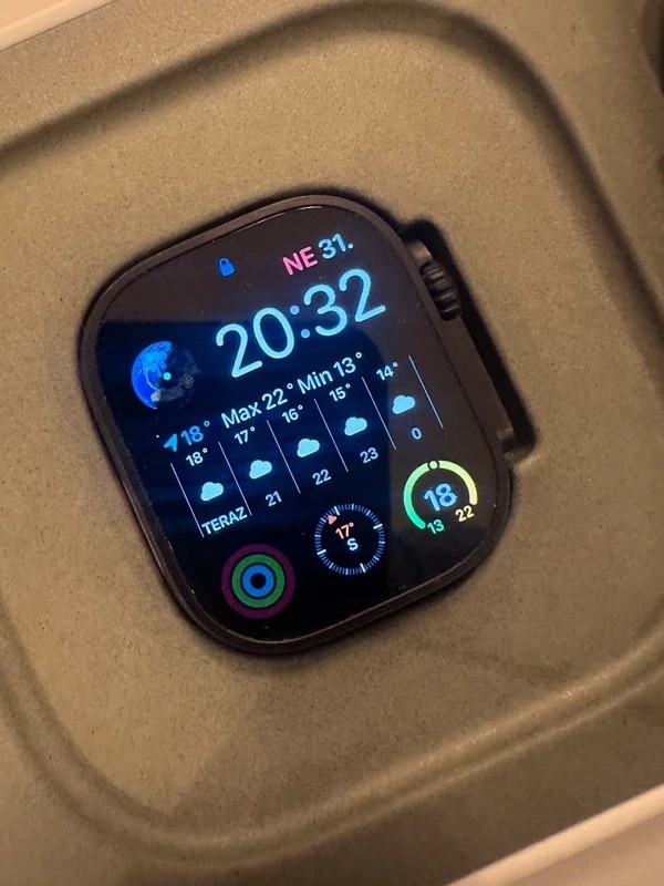 Apple Watch Ultra 3 Black Titanium - 2