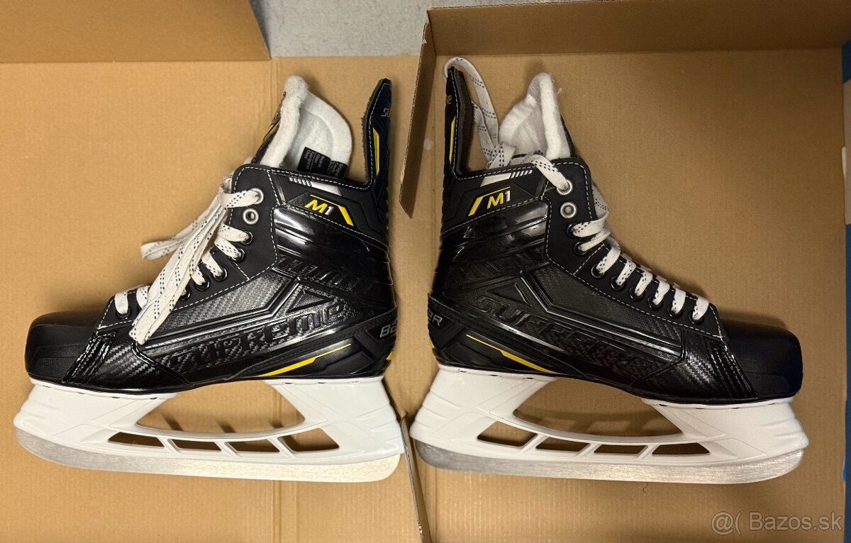Korčule BAUER SUPREME M1, 7.0 (EU 42) - 2