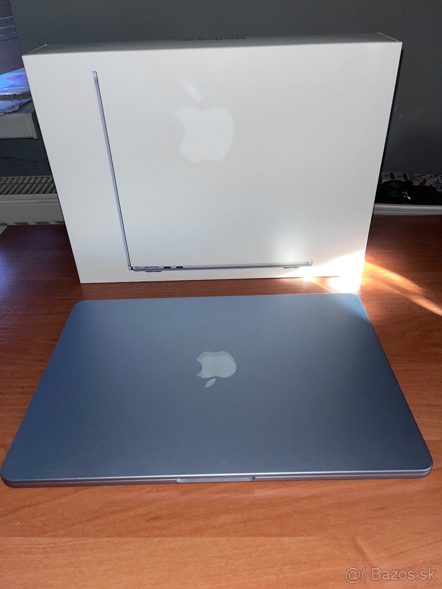 MacBook Air 13” M4 16/512 GB + príslušenstvo - 2