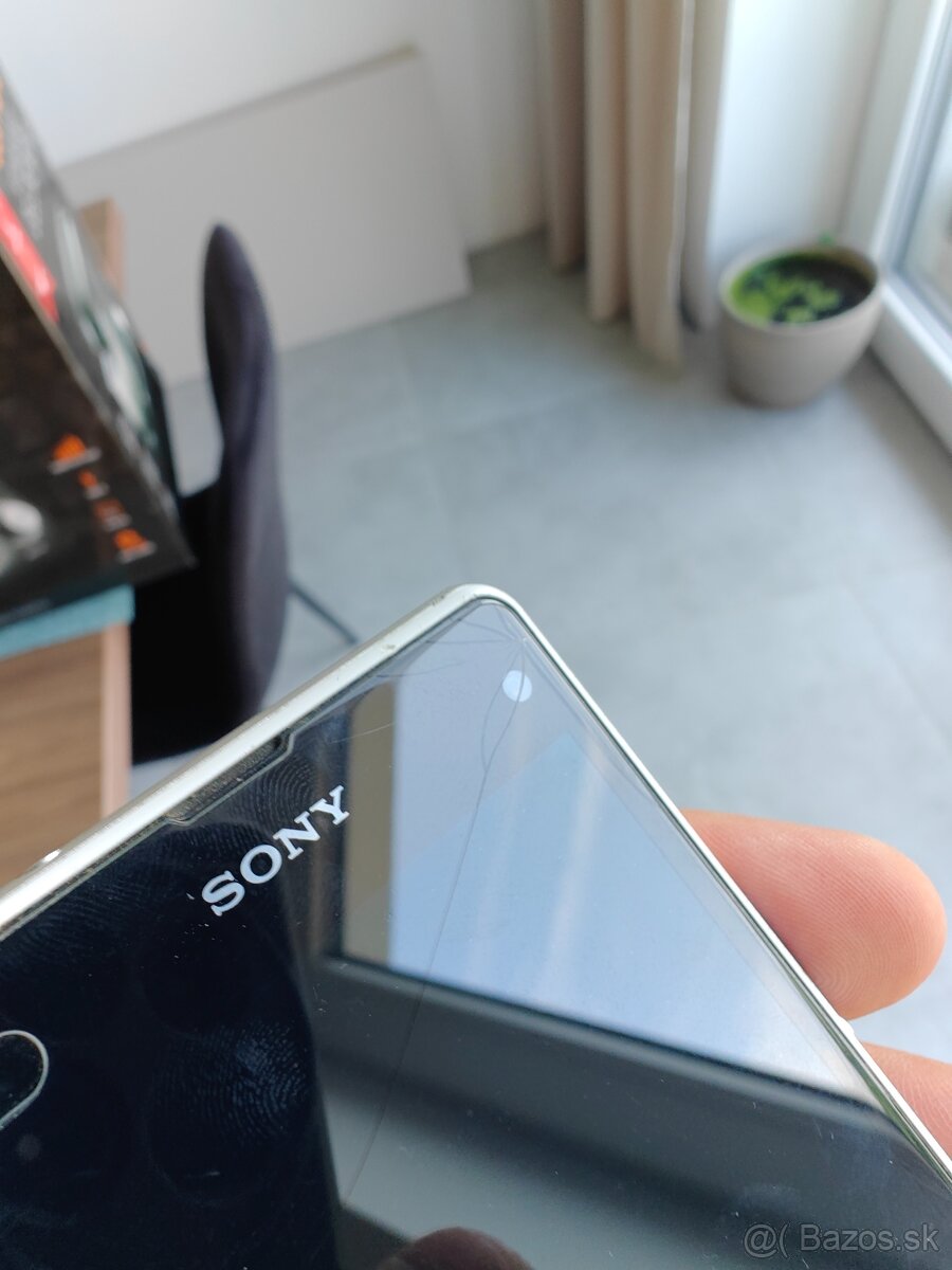 Sony Xperia Z1 compact - 2