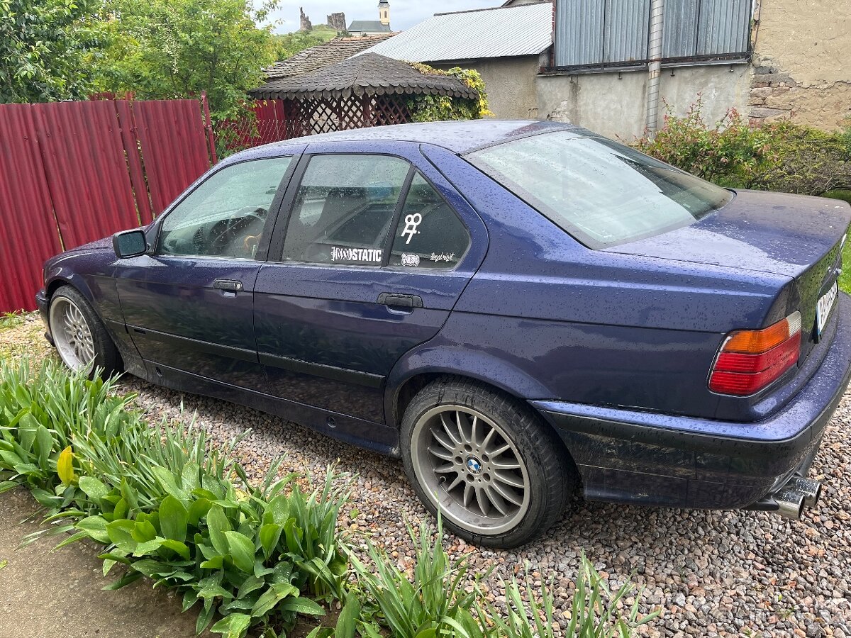 E36 320i M50B20 - 2
