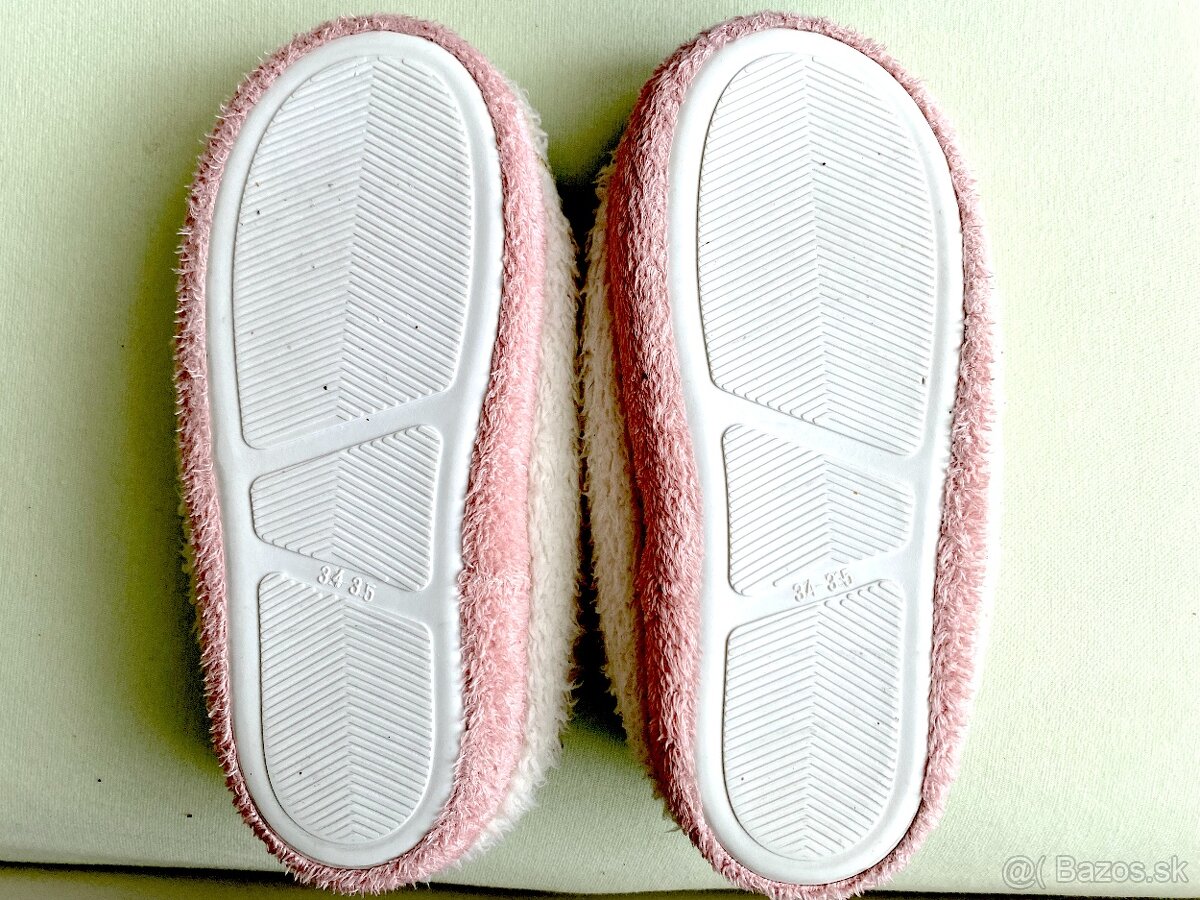 Teplé mačičkové papučky veľ. 34-35 - 2