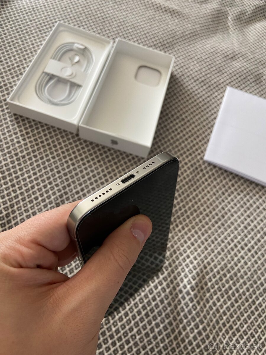 iPhone 16 Pro Max 256GB White Titanium - 2