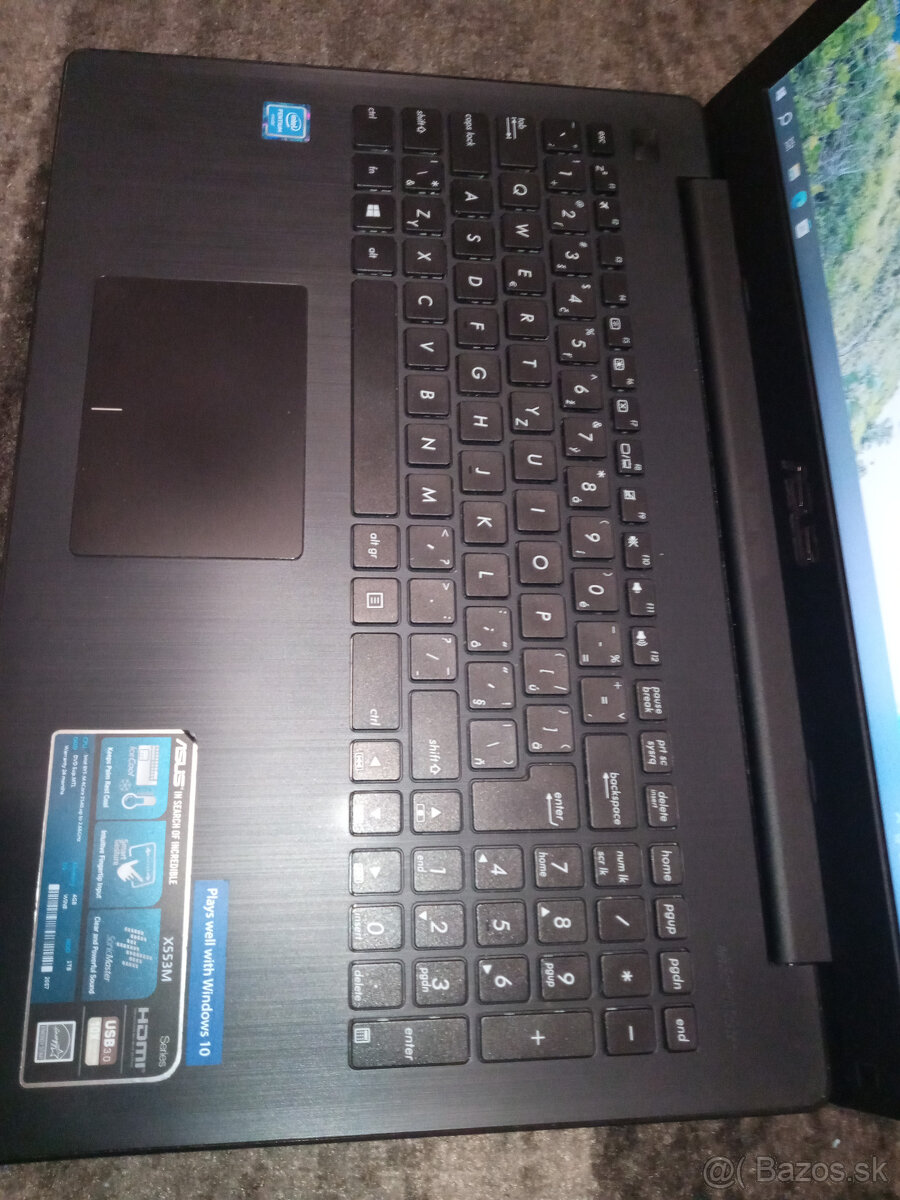 Zachovalý ASUS X553MA - 2