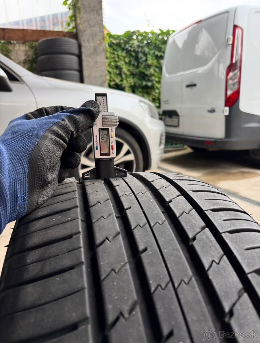 255/40 R21 TracMax Letne - 2