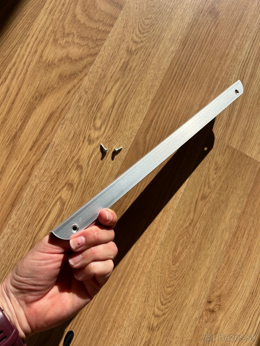 IKEA BILLSBRO úchytka 32cm - 2