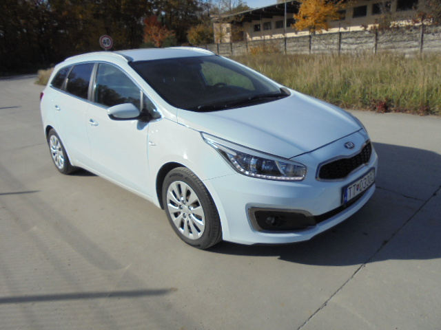 Kia Cee´d SW 1.4 CVVT LX, benzín, combi, r.v.9/2015 - 2