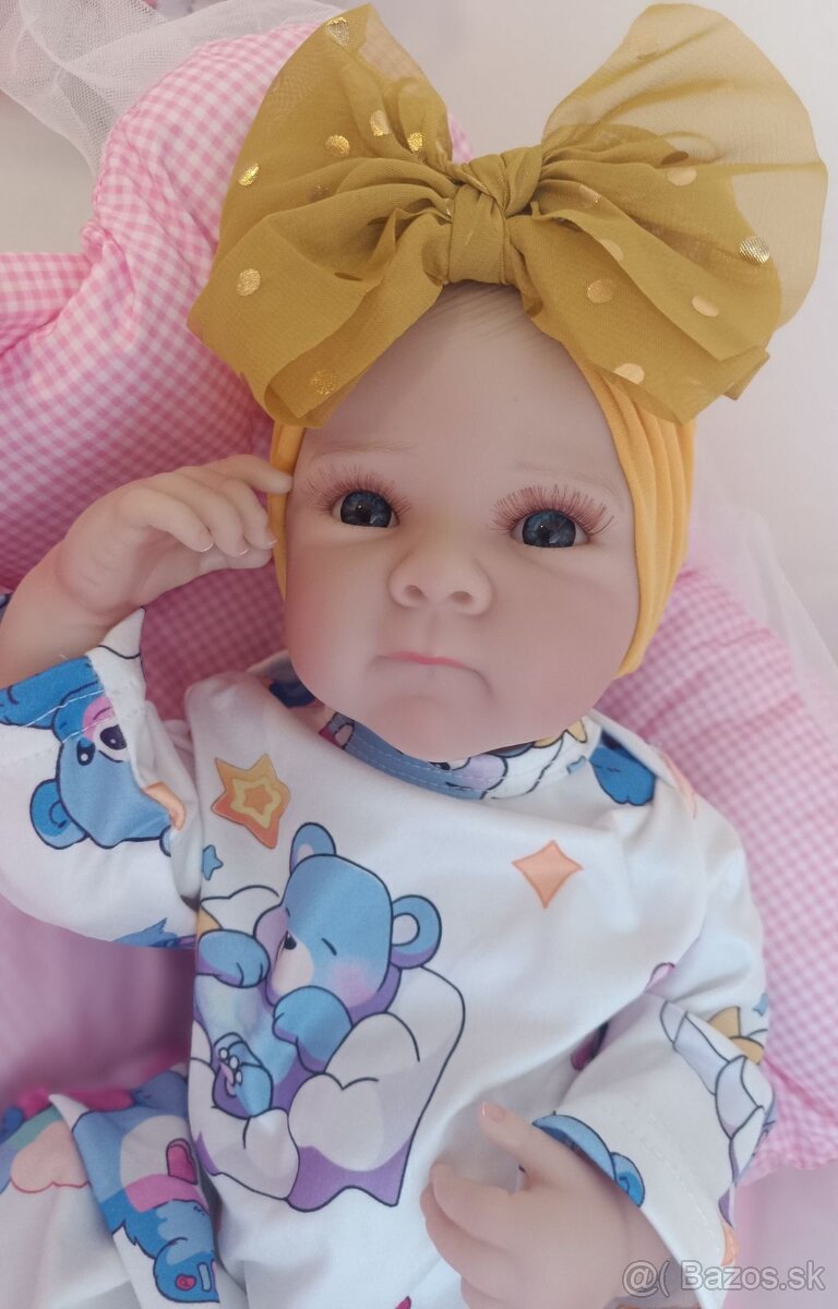 Realistická bábika Monika - 2
