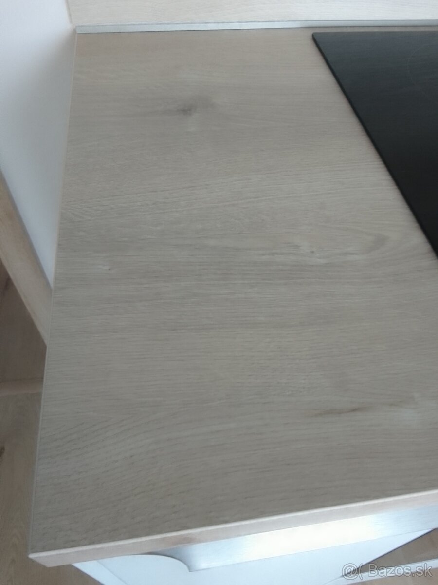 Kuchyňská pracovná doska. - 2
