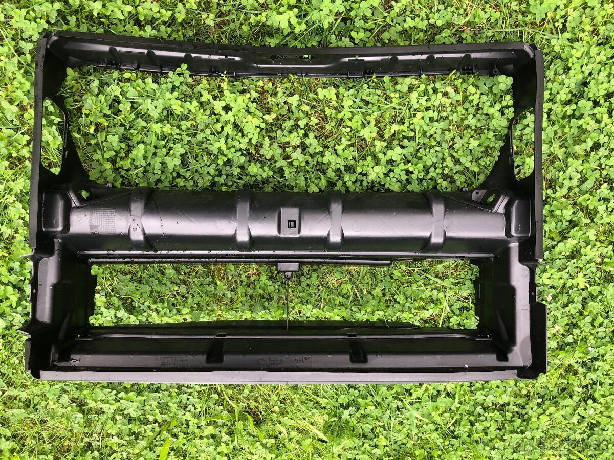 BMW -7- F01 PREDNÝ A ZADNÝ NARAZNIK - KUFROVE DVERE - 2