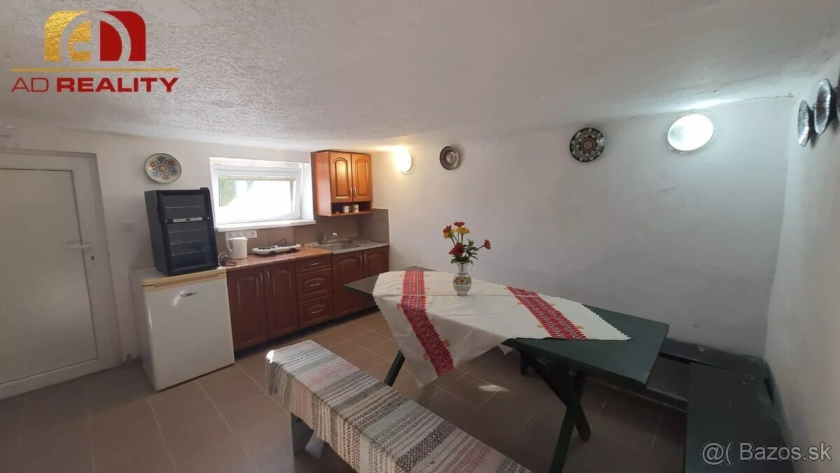 AD REALITY - Chata s vinicou na Z. Šírave - 2