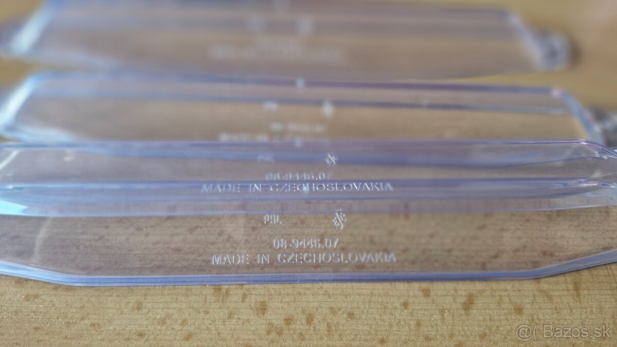 Nová lista kryt osvetleni spz/ečv skoda 1000 1100 MB max mbg - 2