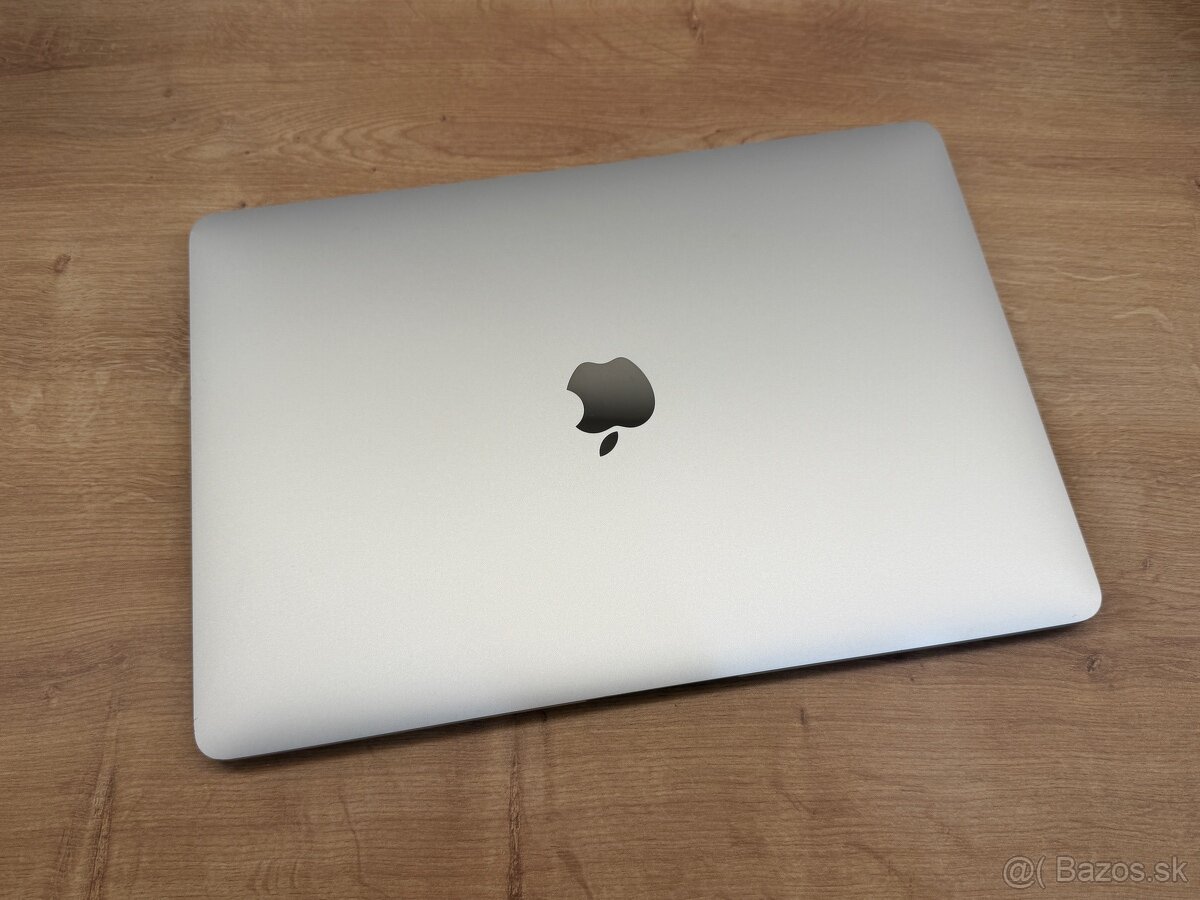 Macbook Air M1 Silver - 2