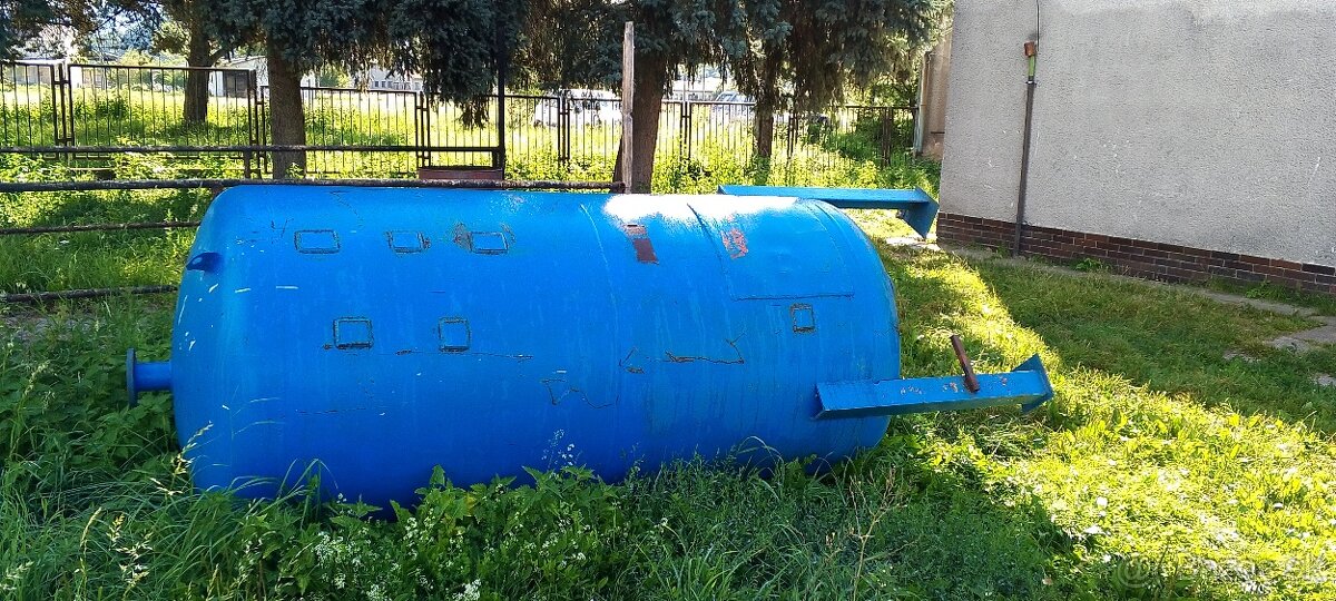 Oceľová nádrž - 2