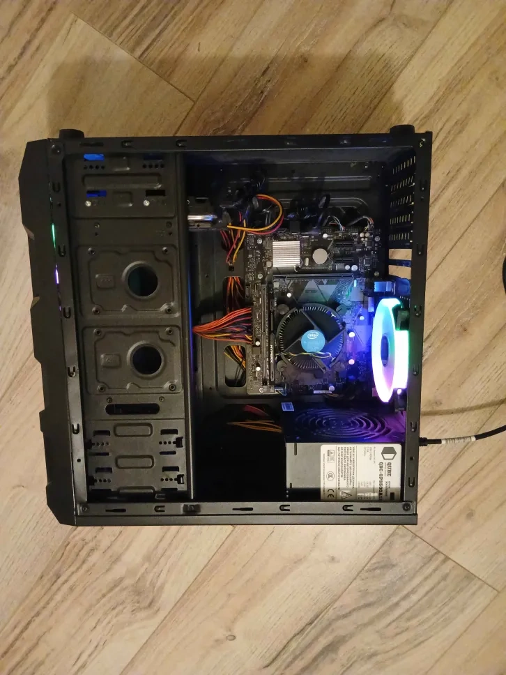 Herný počítač bez Grafickej karty - 2