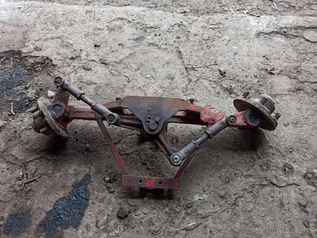 Desta malotraktor vykyvna náprava - 2