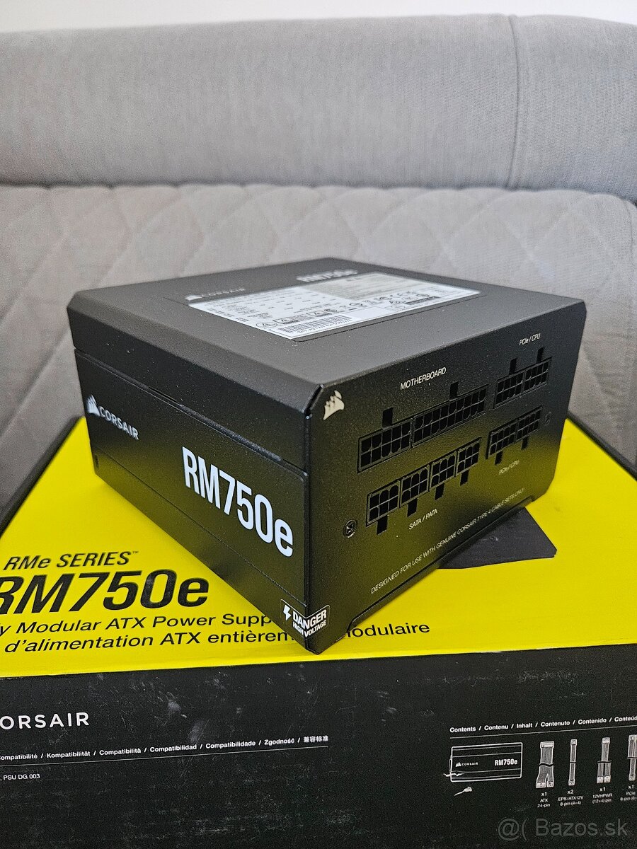 Corsair RM750e - 750W - 2