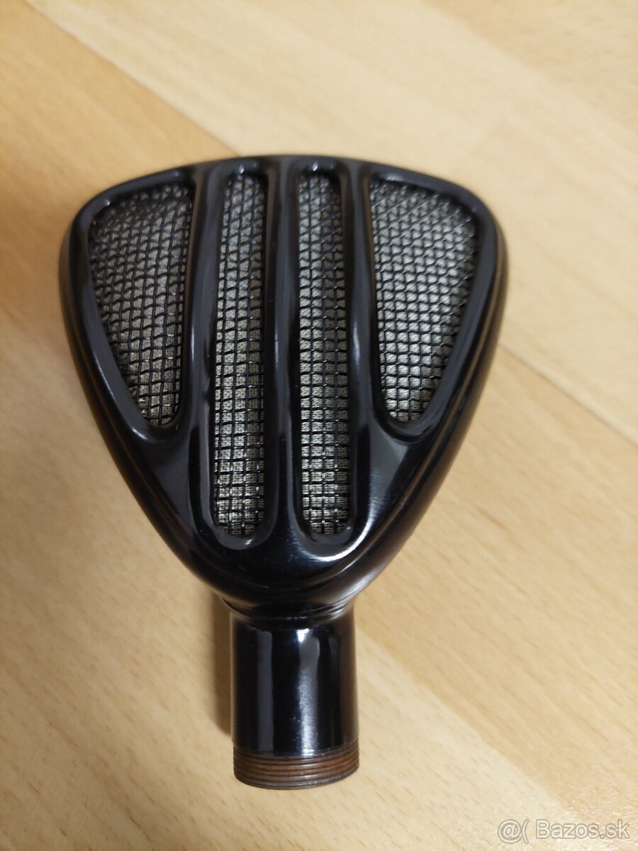 Retro mikrofon TESLA - 2