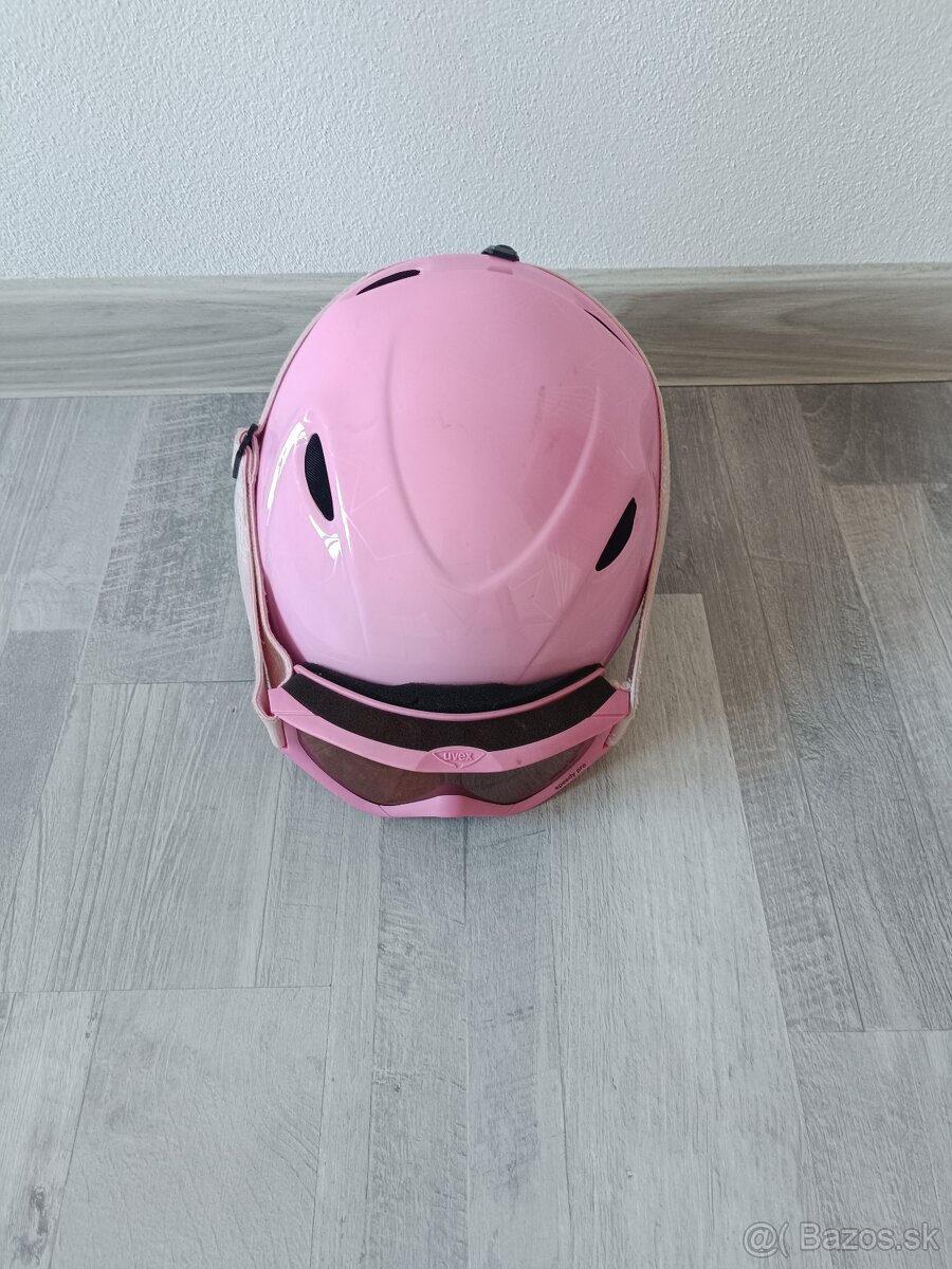 Detská lyžiarska prilba s okuliarmi - 2