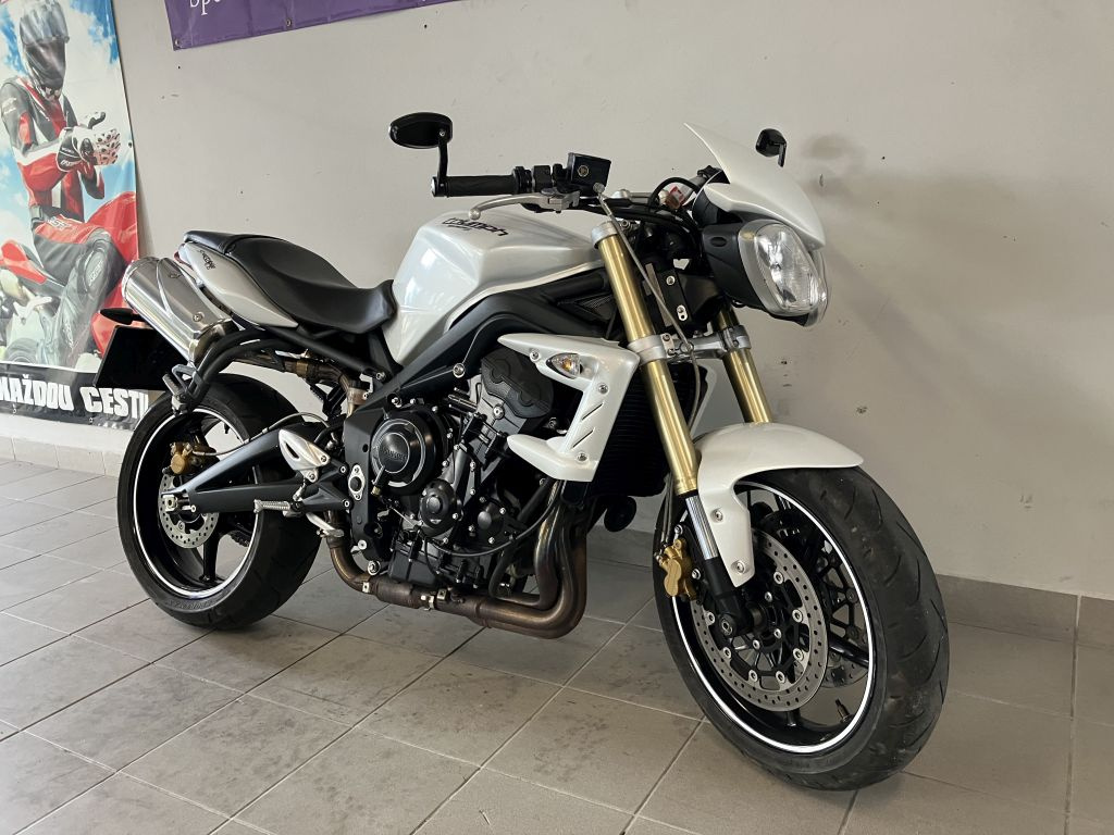 Triumph Street Triple 675 - 2