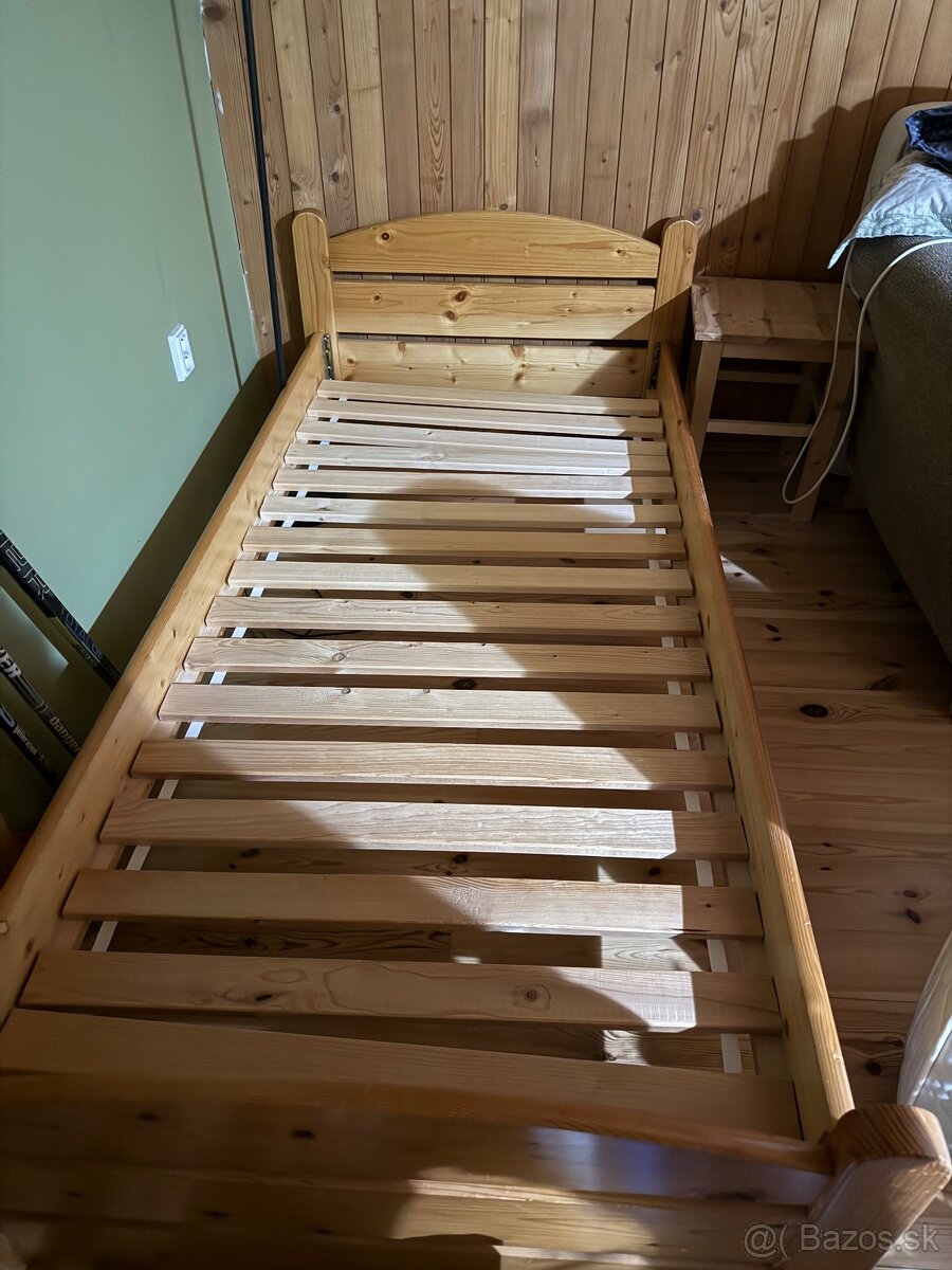 Drevená postel 200x90cm - 2