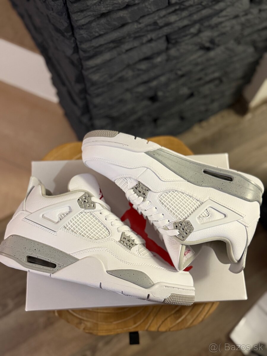 Jordan 4 White Oreo - 2