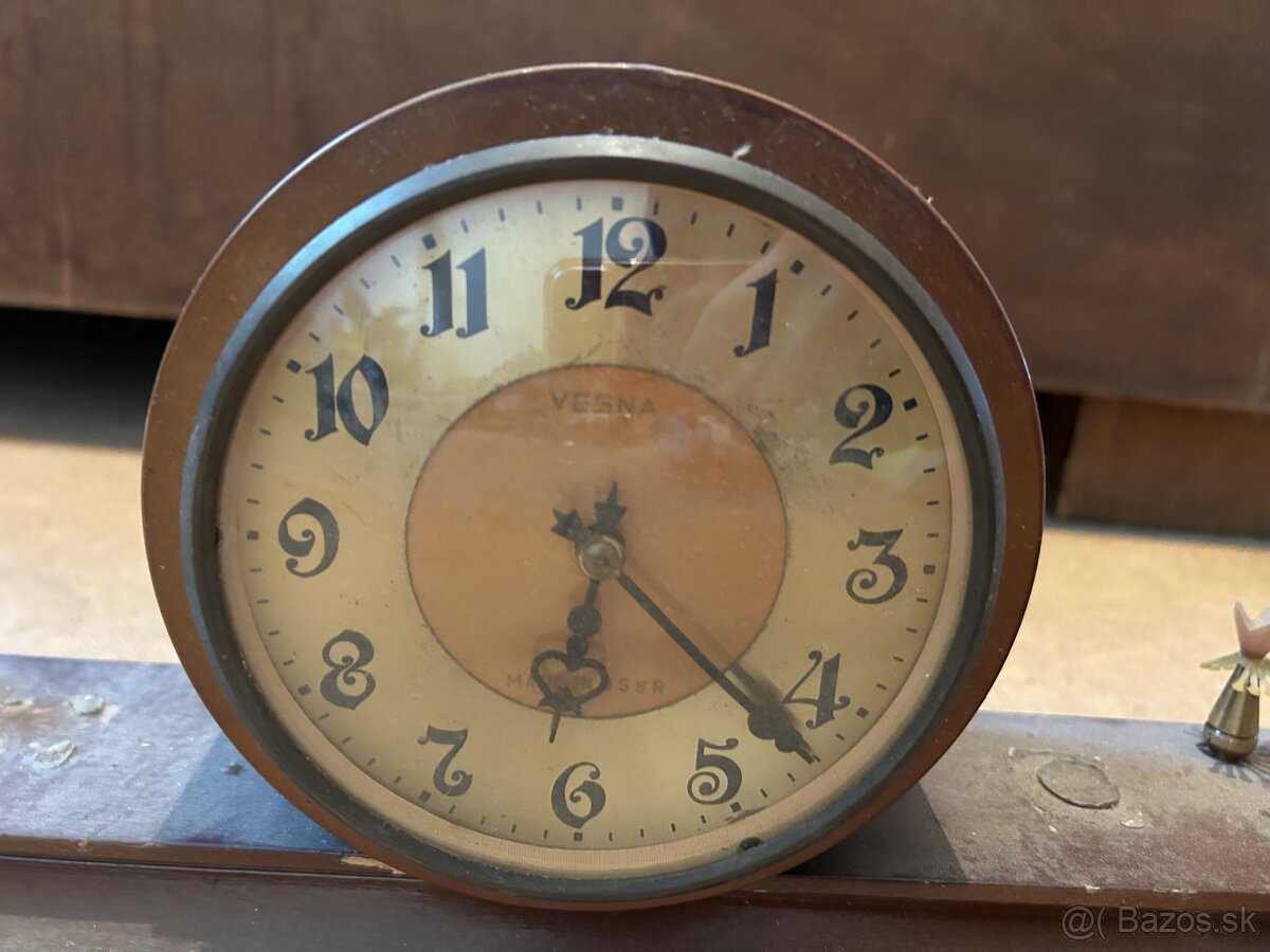 Vesna retro ussr kozubove hodiny - 2