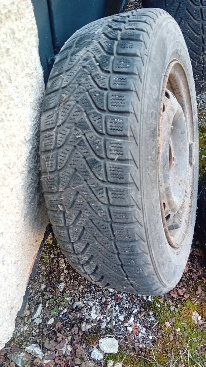 Mam na predaj kolesa 165.70.r 13 - 2