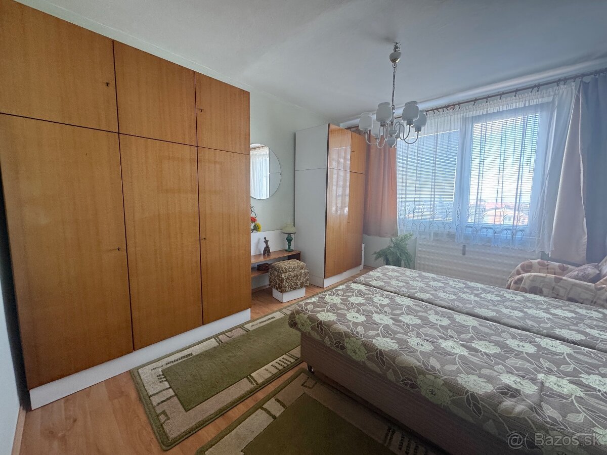 Na predaj 4-izbový byt s balkónom - 2