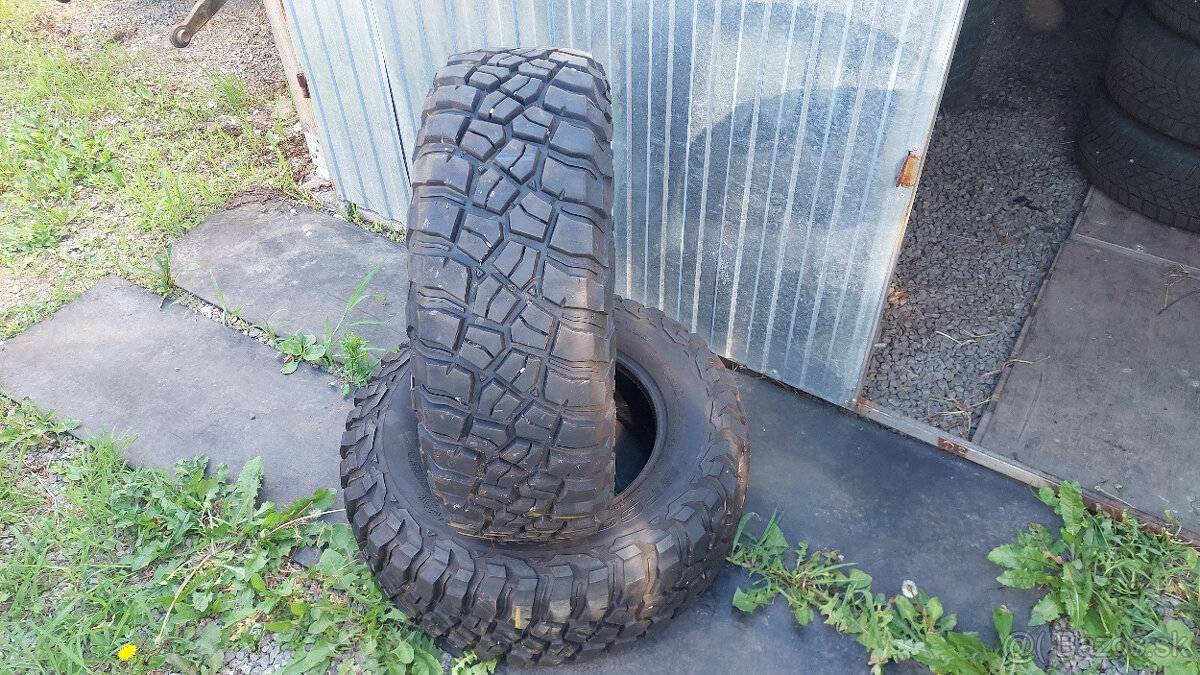 BF GOODRICH 235/70R16 - 2