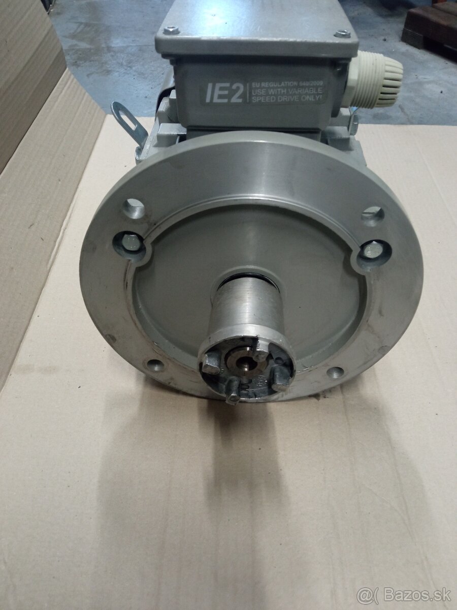 Elektromotor značky AC- MOTOREN - 2