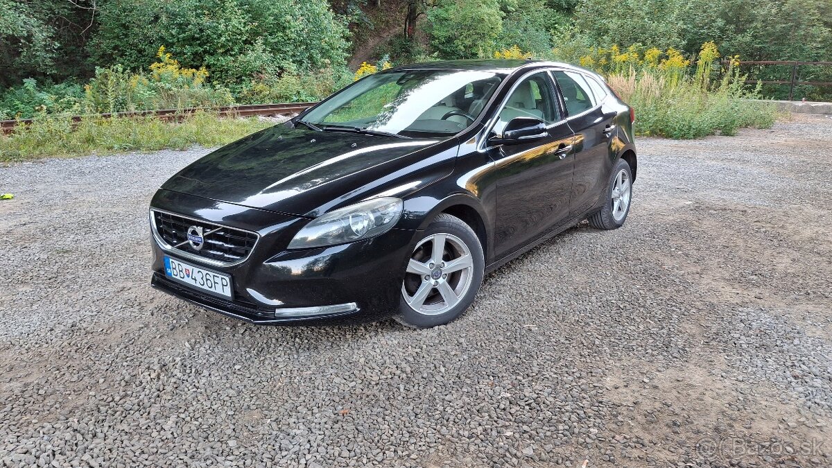 Volvo V40 - 2