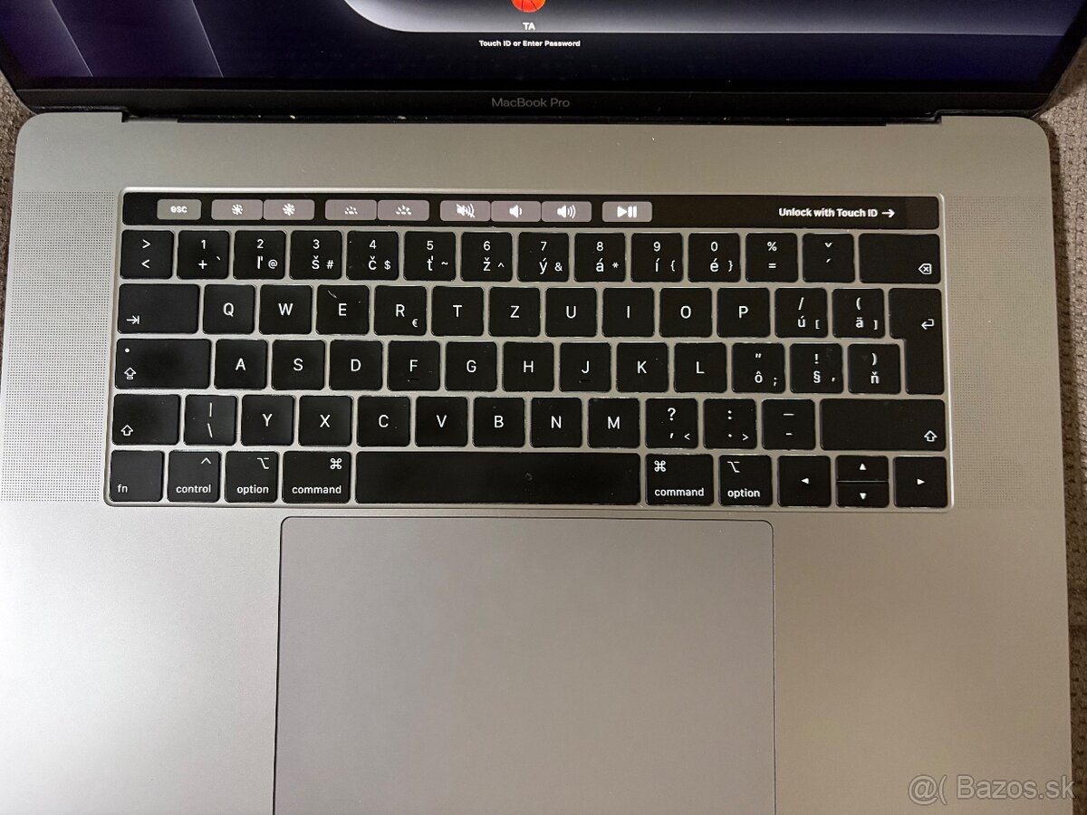 MacBook Pro 15" 2019 – Intel Core i9, 32 GB RAM - 2