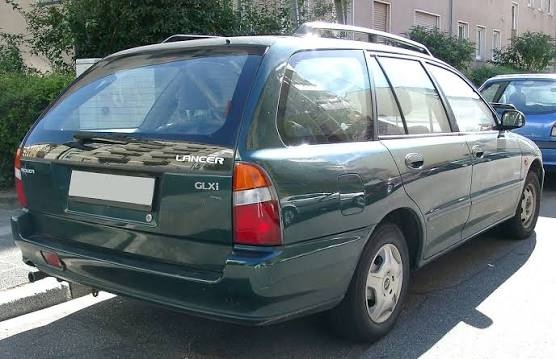 Mitsubishi lancer combi 1998 - 2