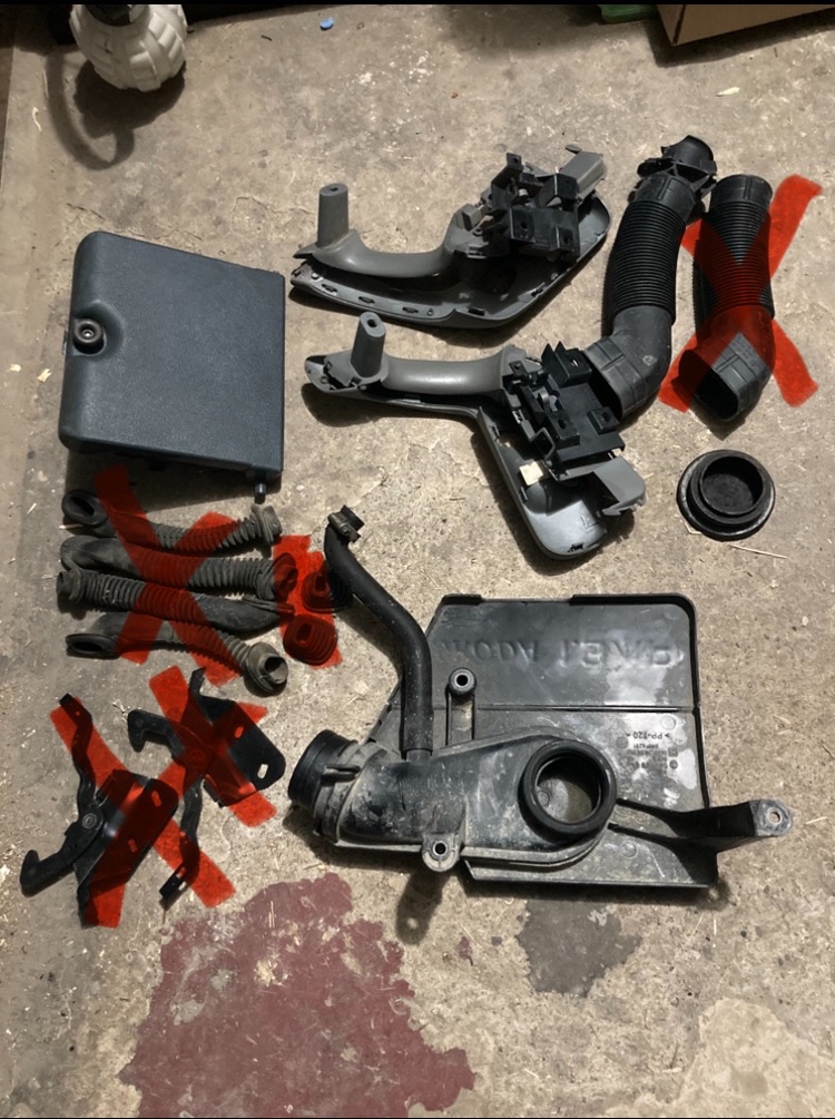 Predám diely Felicia 1.3 mpi - 2