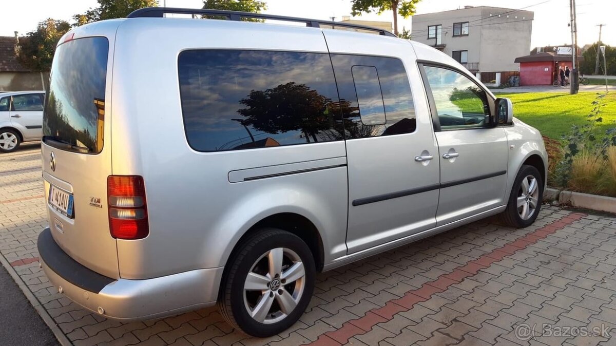 Predám Volkswagen Caddy 2011 1,6 TDI 7 miestne - 2