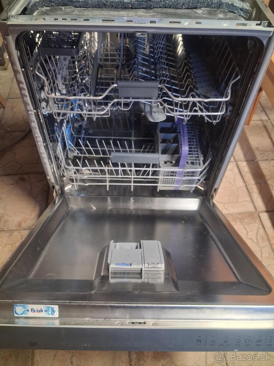 Umývačka riadu BEKO - 2