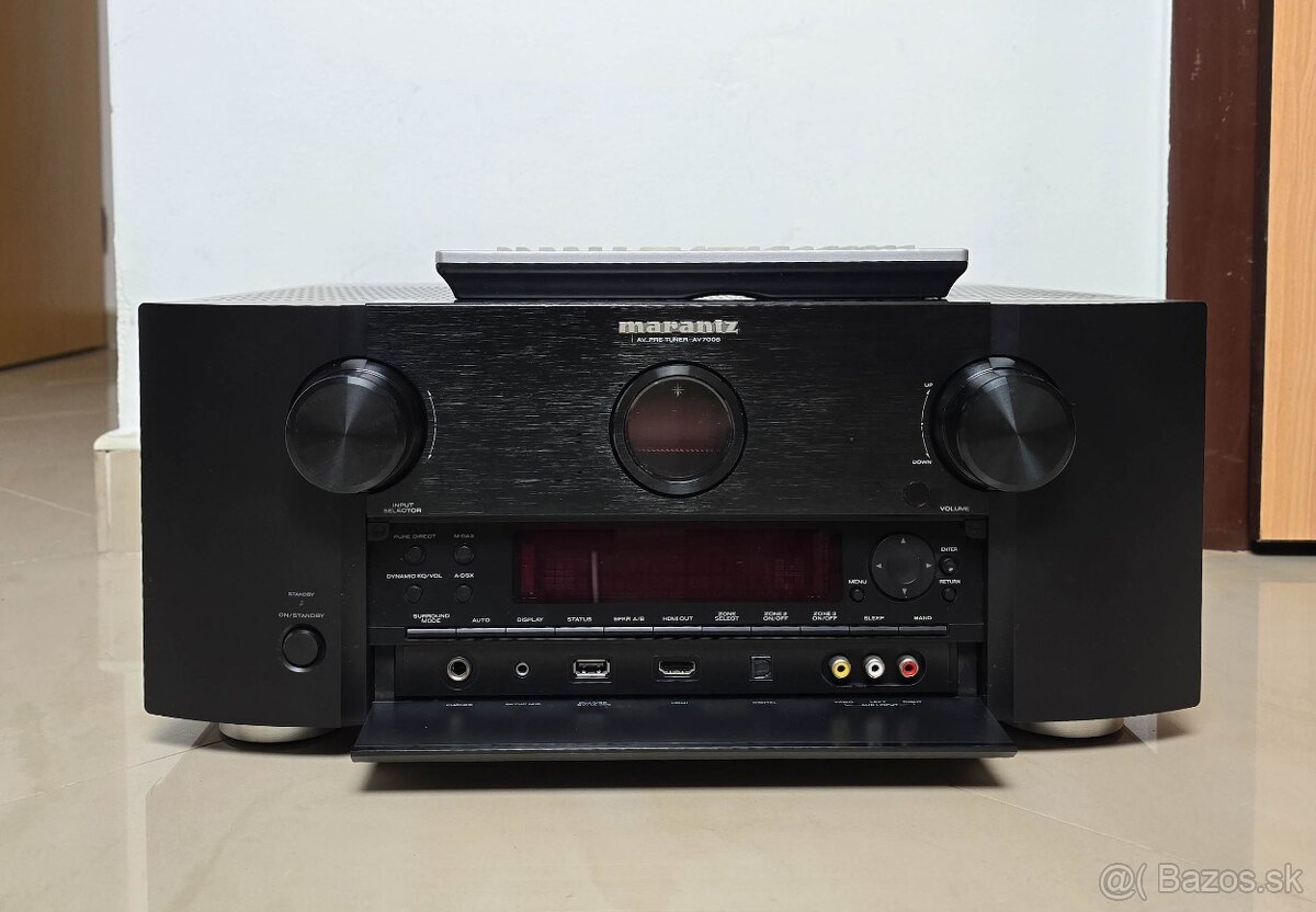 Marantz av-7005 / preamp / XLR / Airplay / Eternet - 2