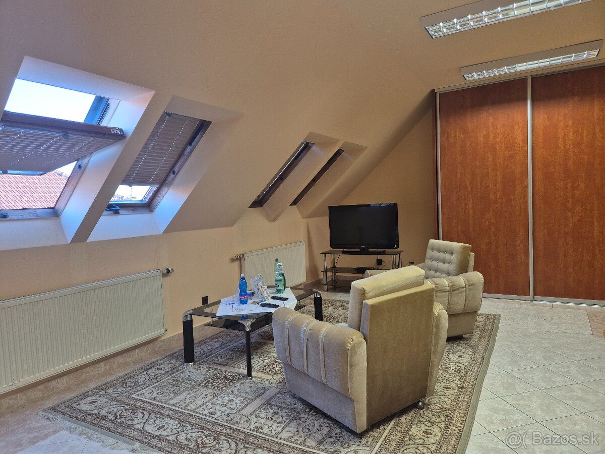 Kancelária do prenájmu v Nových Zámkoch. - 2