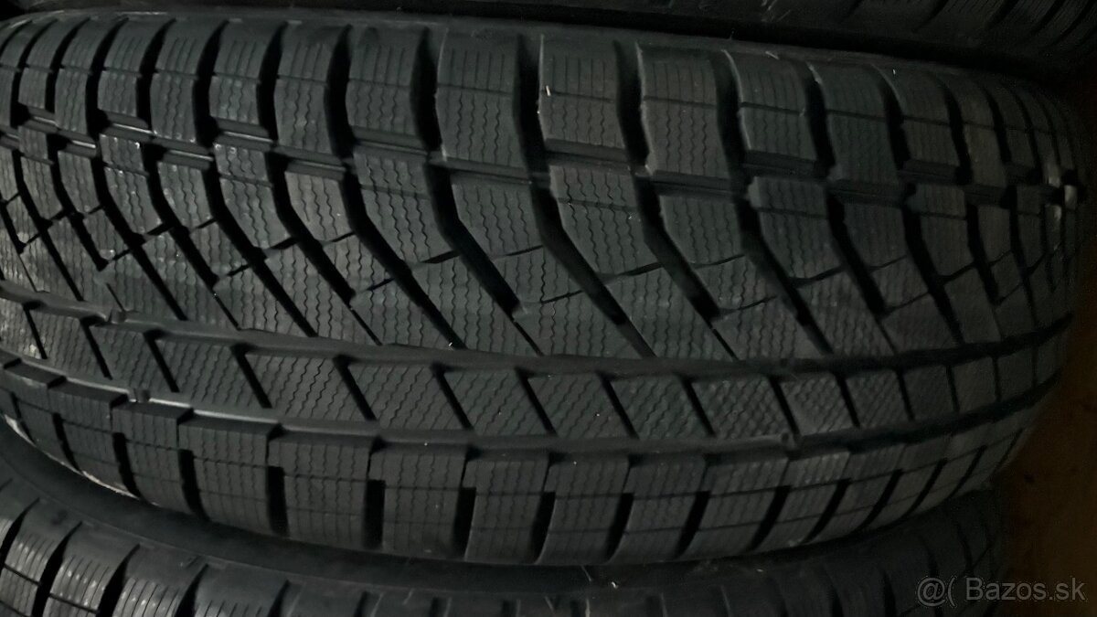 235/65R17 FALKEN Erowinter zimné - 2