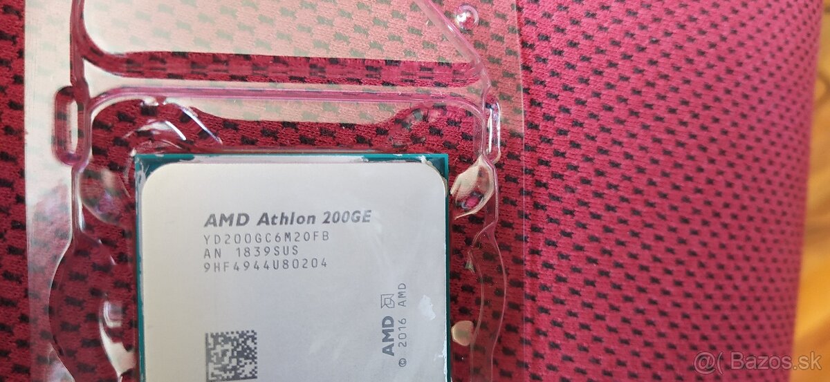 AMD Athlon 200GE - 2