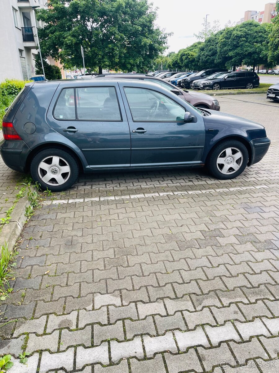 PREDÁM/VYMENÍM VW GOLF 4 1.8 AUTOMAT - 2