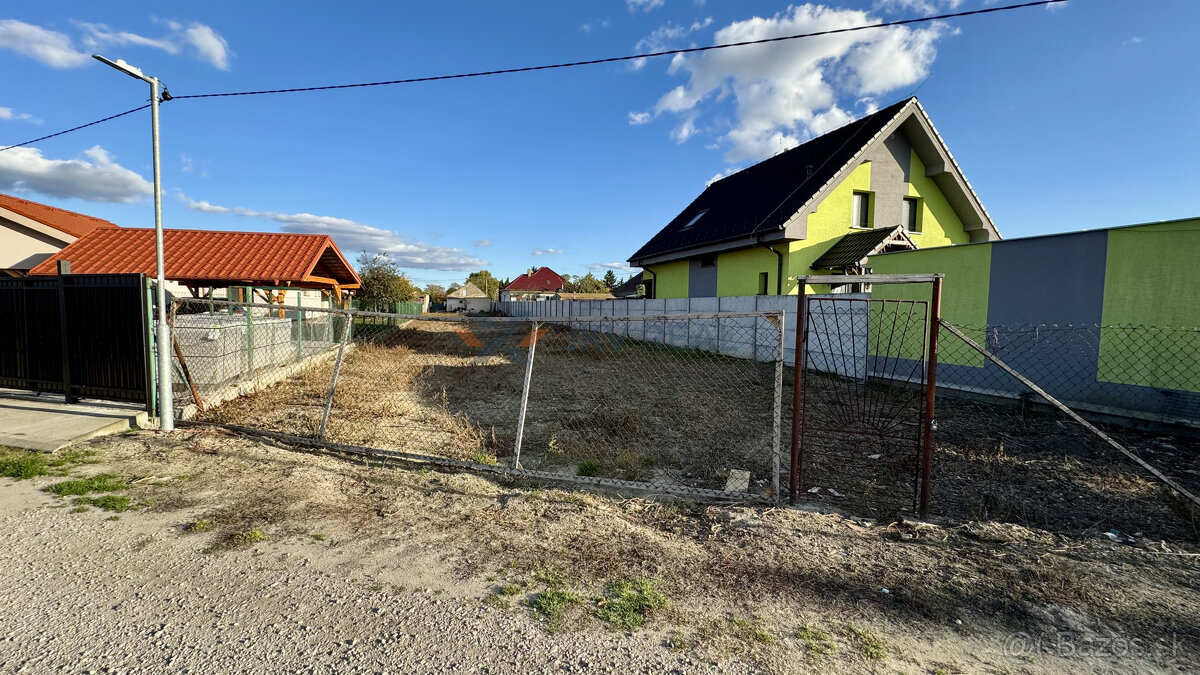 Pozemok - 654 m2 - Tureň - 2