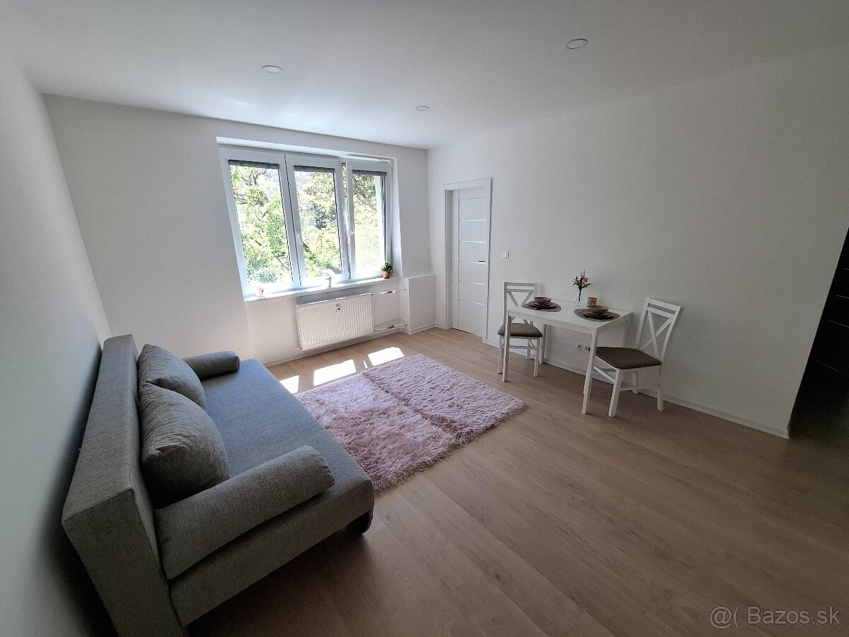 Prenájom 2,5-izb. bytu blízko centra Trnavy - 2