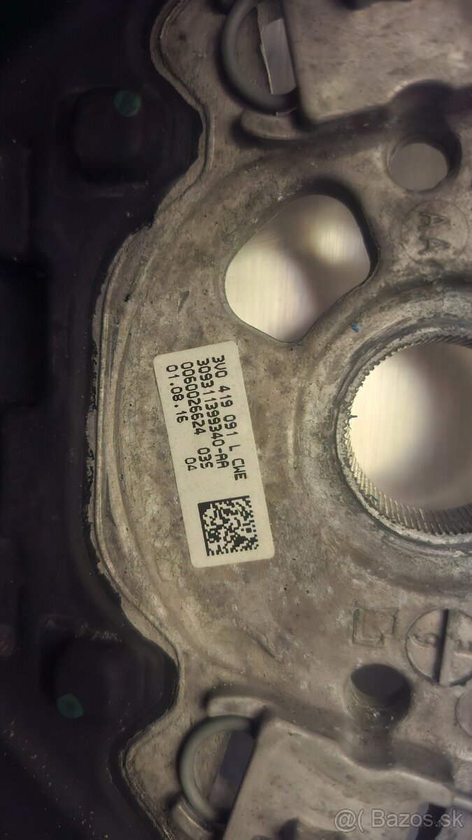 Kožený multifunkčný volant Škoda (Superb 3 / Octavia 3) - 2