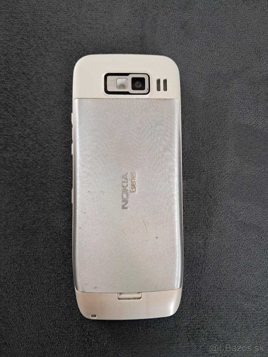 Nokia E52 - 2