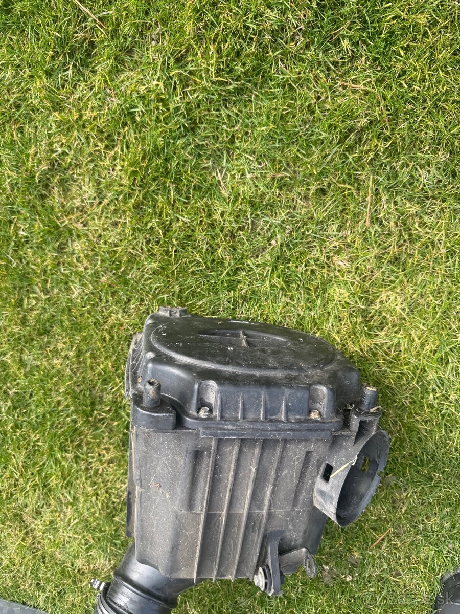 Air box alfa 159 - 2