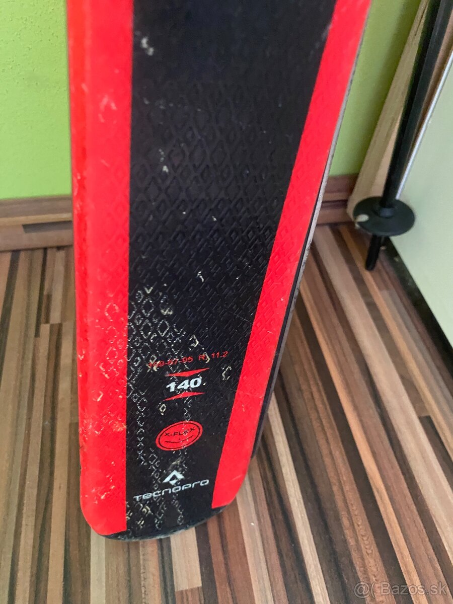 Lyze 140 pulse s palicami technopro - 2